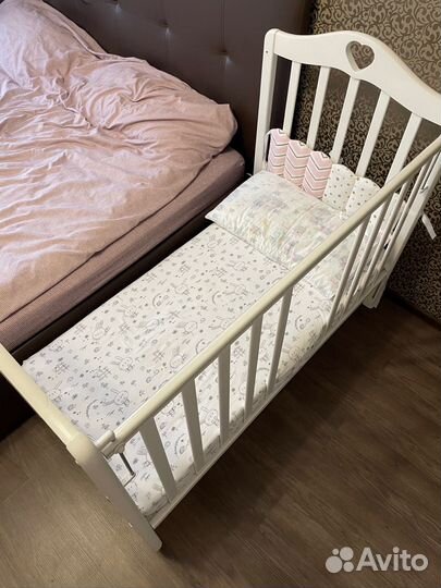 Детская кроватка