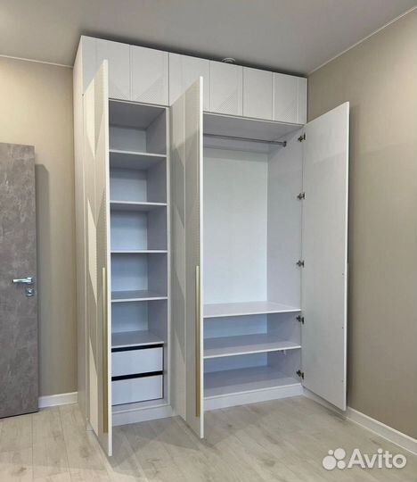 Шкаф стенка