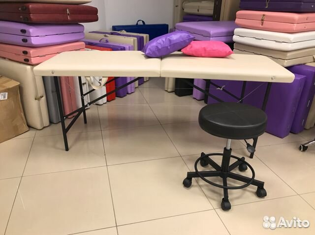 Массажный стол для косметологов и массажистов