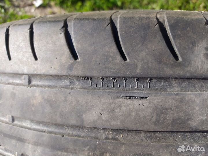 Viatti Strada 2 (V-134) 215/60 R16