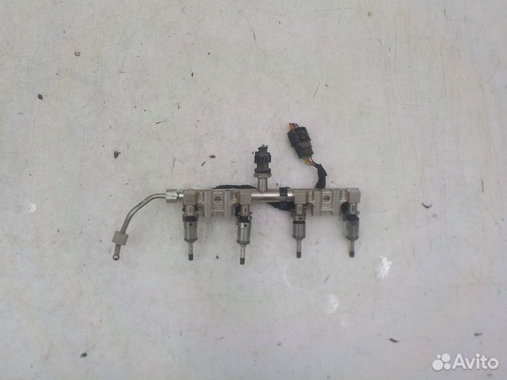 Б/У Рампа топливная Omoda C5 2022- F4J161121010AB