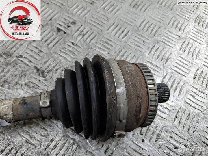 Полуось передняя правая б/у Audi A4 B5 (1994-2001)