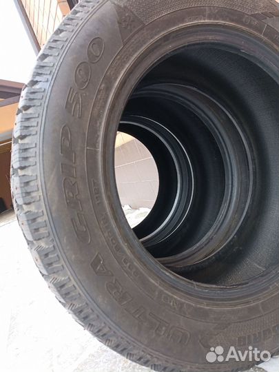 Goodyear UltraGrip 500 255/60 R18