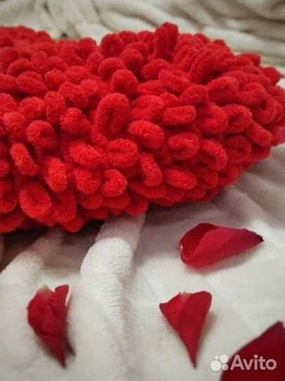 Плюшевая декоративная подушка Сердце