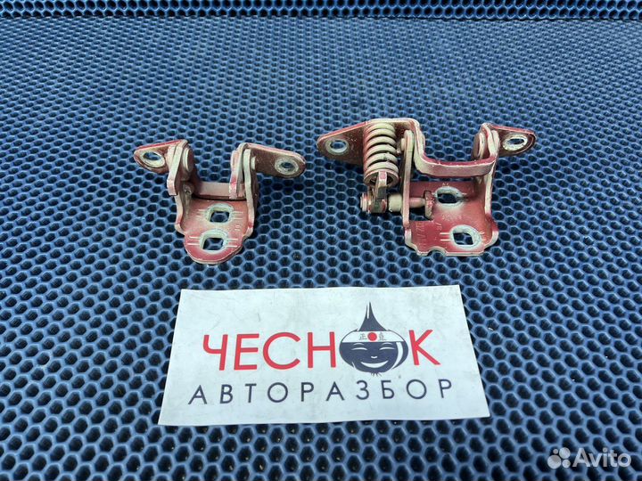 Петля двери Dodge Caliber PM 2006-2009