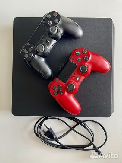 Sony playstation 4 slim