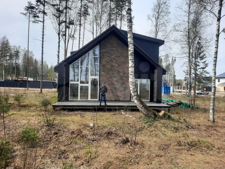 Коттедж 160 м² на участке 8 сот.