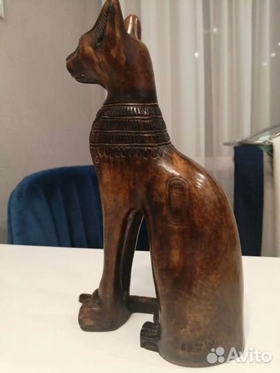 Статуэтка кошка