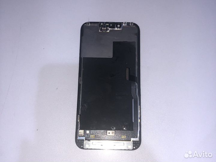 Дисплей на iPhone 13 Pro