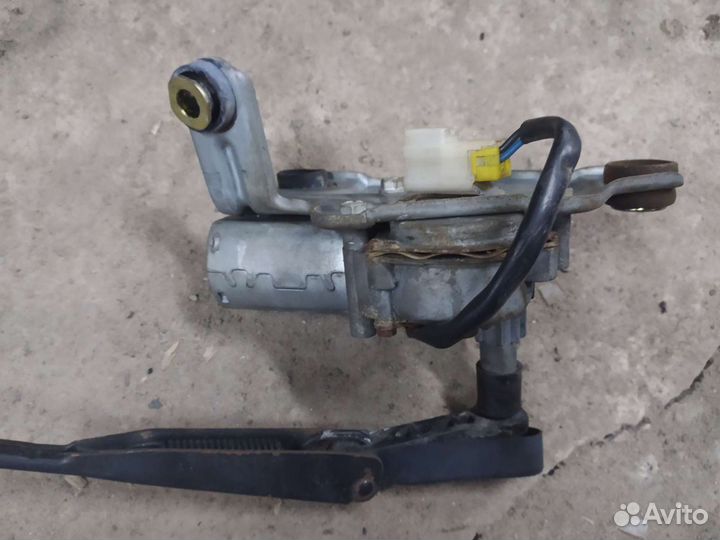 Механизм дворников задний Ниссан Р11