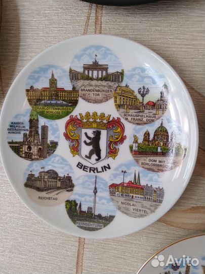 Декоративная настенная тарелка