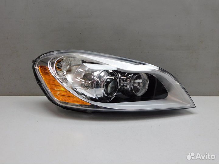 Фара правая Volvo XC60 (78017)