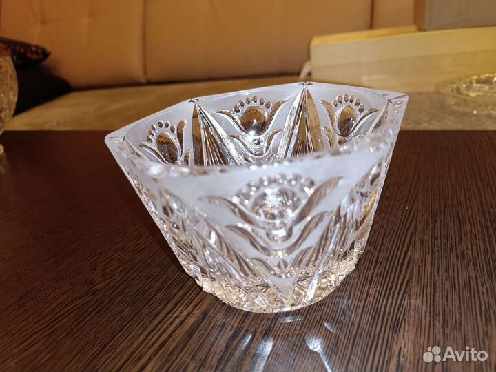 Хрустальный салатник, ёмкость, ваза