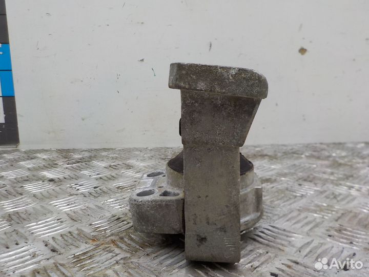 Опора двигателя на Ford Focus II