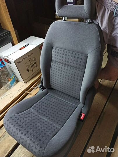 Сиденье на volkswagen, sharan, galaxy, альхамбру