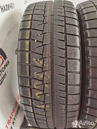 Bridgestone Blizzak Revo GZ 215/55 R17 94Q