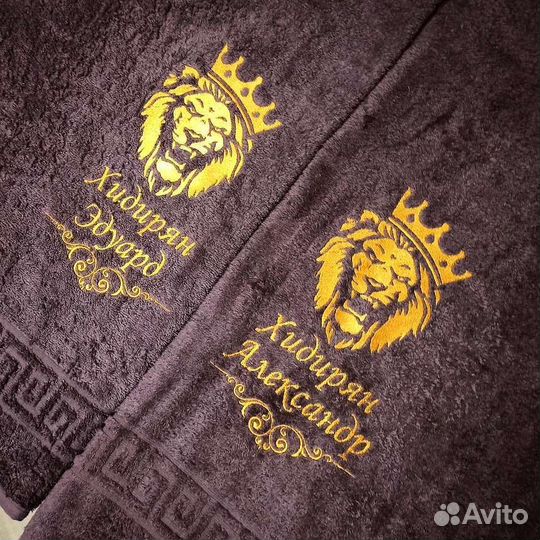 Полотенце с вышивкой