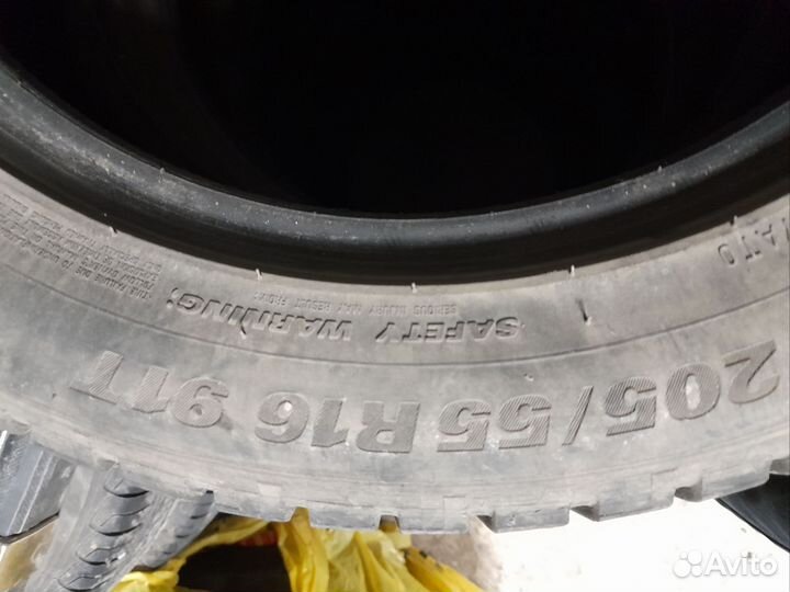 Kumho WinterCraft Ice WI31 205/55 R16