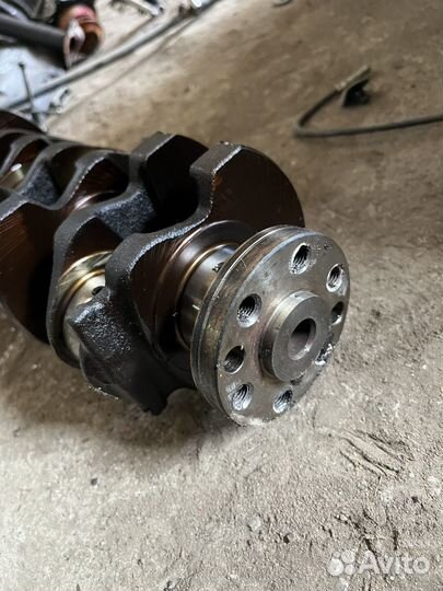 Коленвал Vaz LADA 2110 124