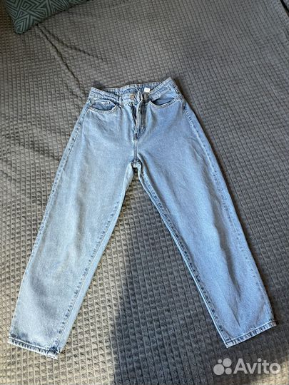 Джинсы loose mom hm