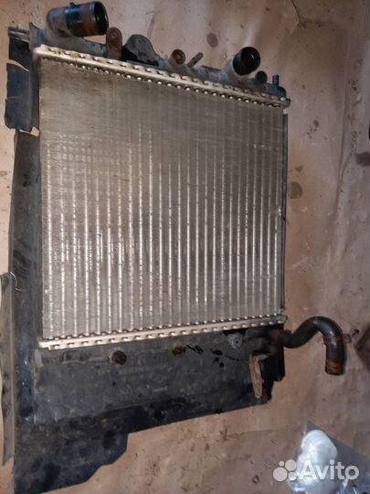 Радиатор основной Renault Symbol 2001 7700430647
