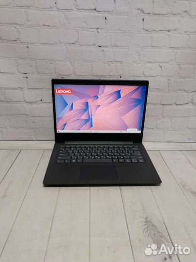 Ноутбук Lenovo новый SSD / AMD / 4GB / 14