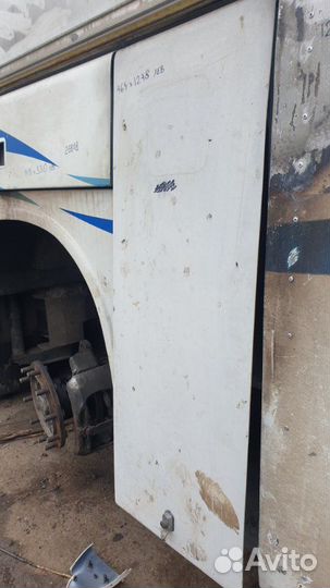 Люк отсека. King Long Xmq6130Y АВТОБУС isle 4 400