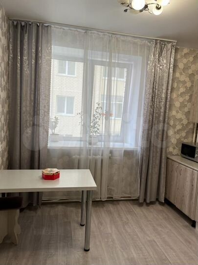 2-к. квартира, 54 м², 11/16 эт.