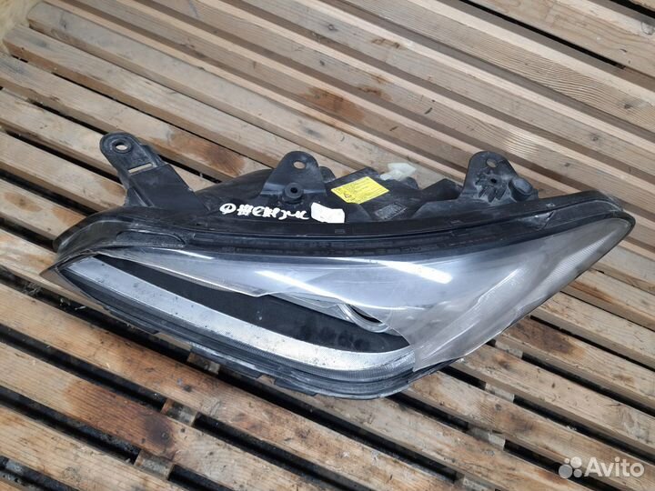 Genesis G80 - фара левая