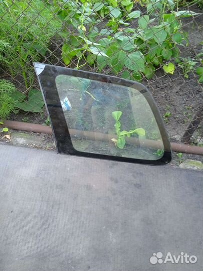 Стекло ниссан