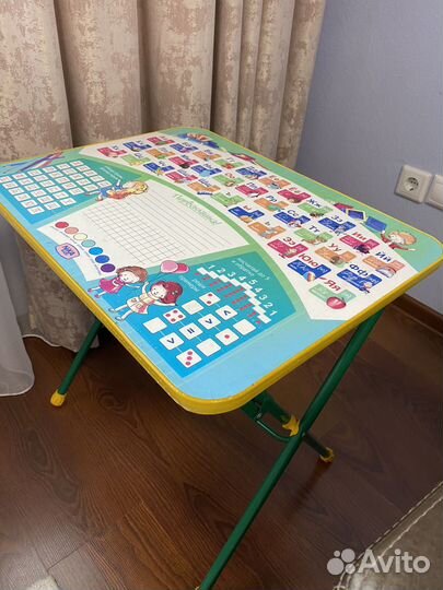 Детский столик и стульчик