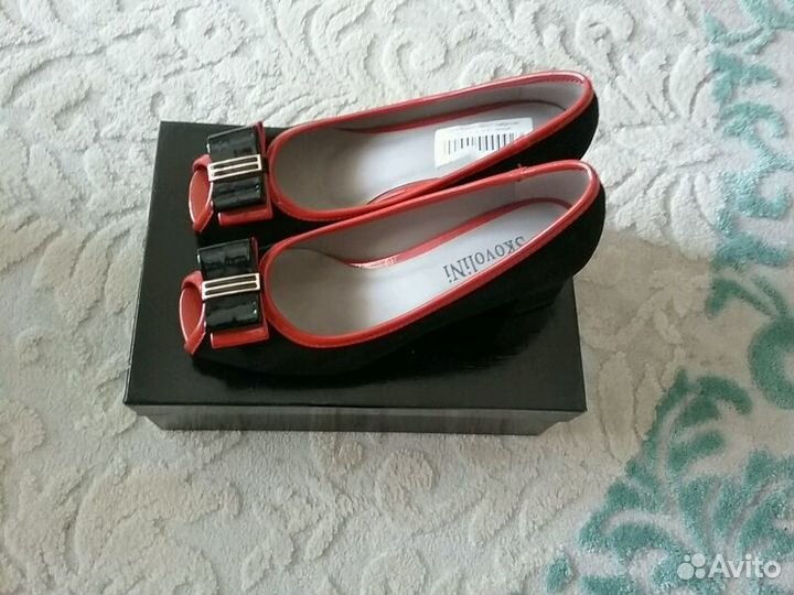 Женские туфли новые 37