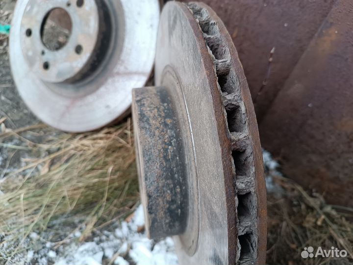 Тормозные диски на Subaru forester sg