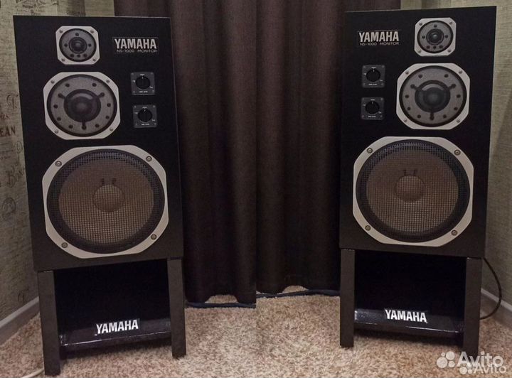 Стойки для акустики (колонок)