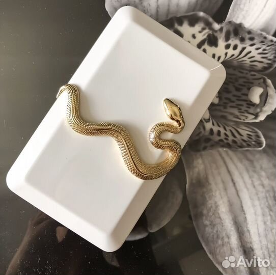 Стильный футляр от Killian. Новый. От духов