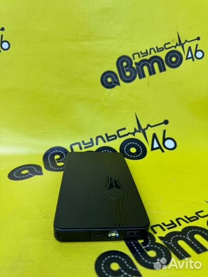 Аккумулятор универсальный (Booster) 8000 мАч