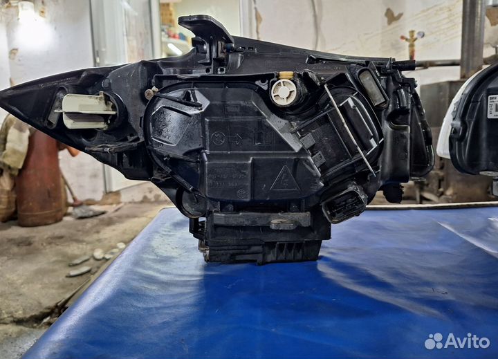 Передние фары на BMW e81, e82, e87