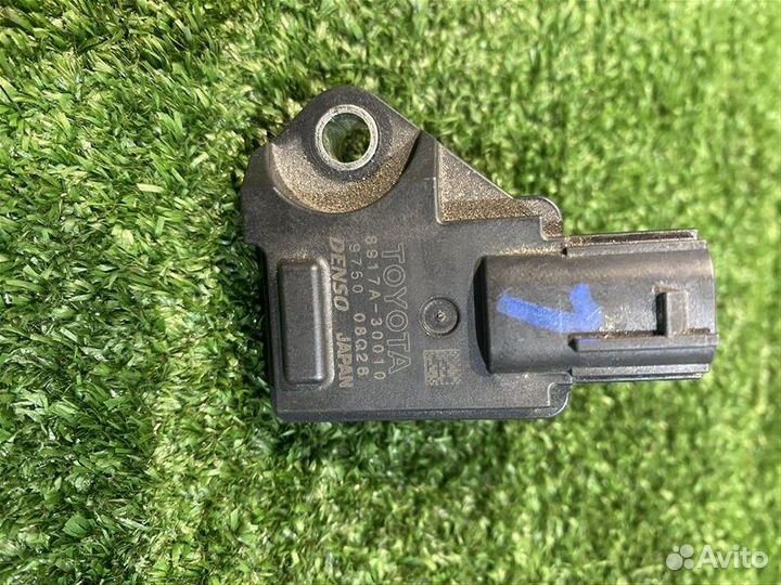 Датчик air bag(1) Lexus Is300H AVE30 2AR-FSE 2013