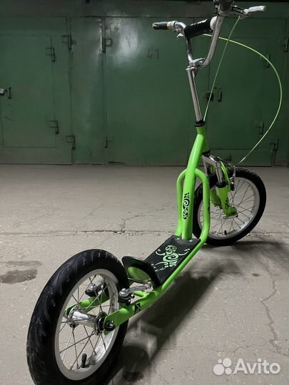 Самокат с большими колёсами