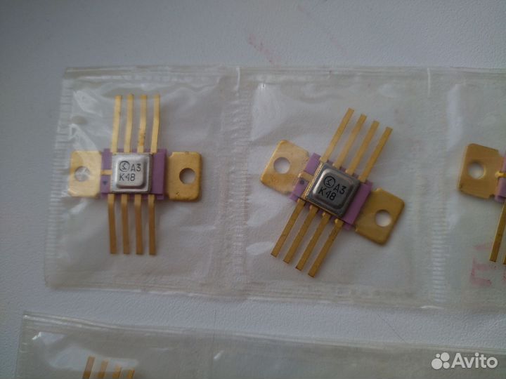 Микросхема К142ен6 - линейный стабилизатор (СССР)