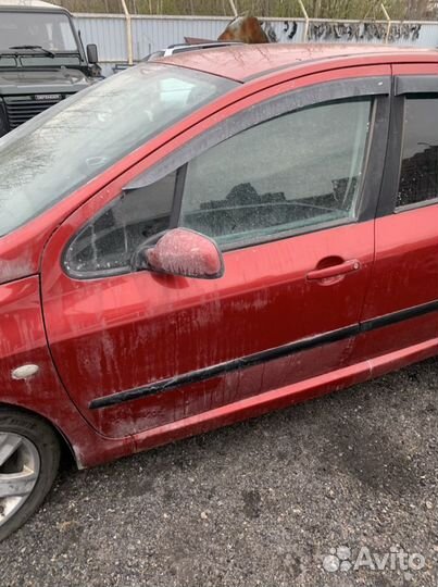 Двери peugeot 307
