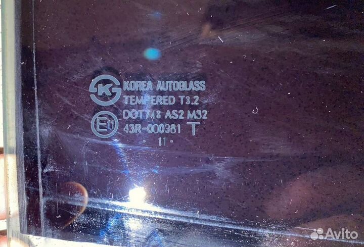 Стекло боковое Hyundai Solaris