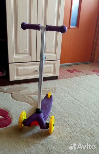 Самокат детский трехколесный