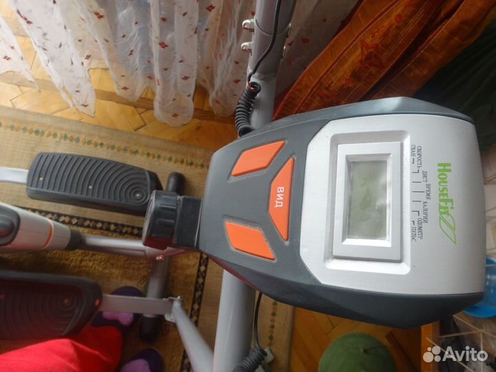 Эллиптический тренажер