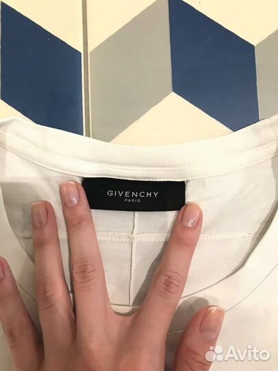 Футболка Givenchy белая оригинал