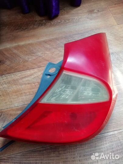 Задний фонарь hyundai solaris хэтчбек