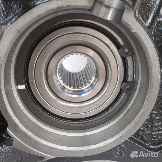 Кулак в сборе со ступицей правый lifan X70