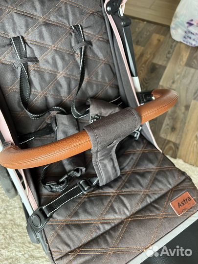 Прогулочная коляска carrello astra