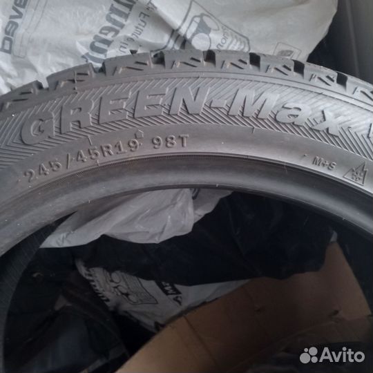 Gripmax Stature M/S 245/45 R19 98