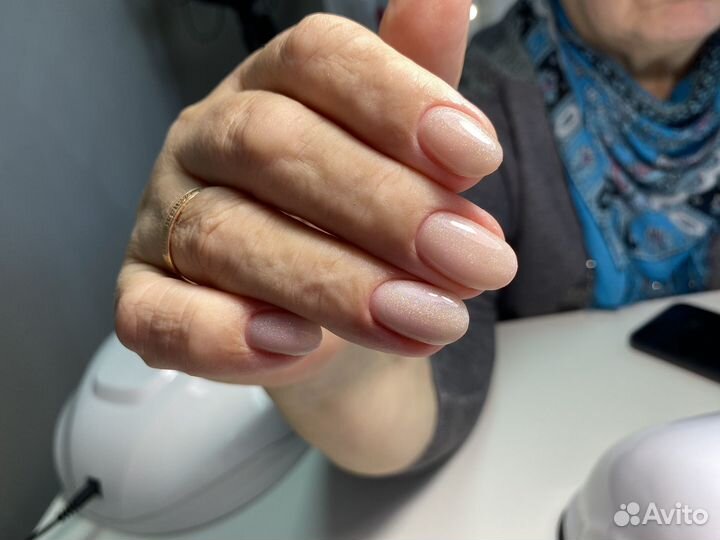 Мастер маникюра